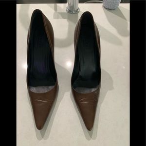 GUCCI Tobacco Heels Sz 8